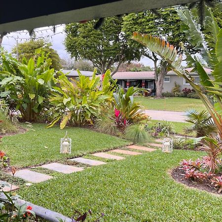 Paradise Gardens-Wilton Manors- Male Only Zewnętrze zdjęcie